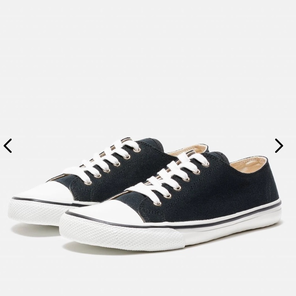 Classic Black and White Women's Sneakers - Picture 2 of 11